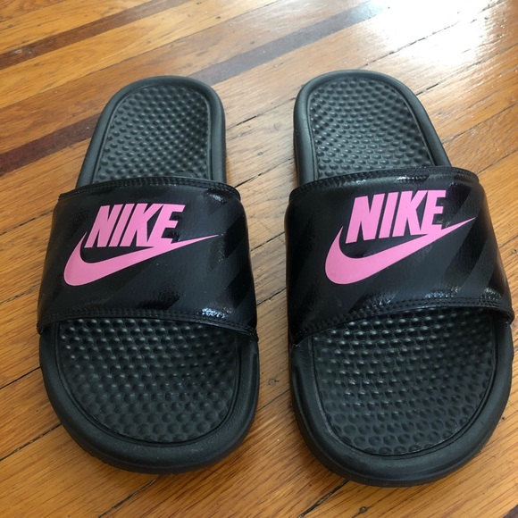 nike pink slides